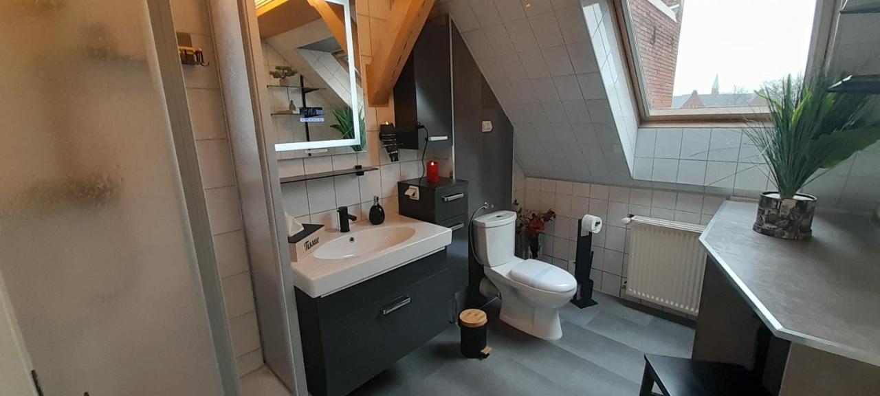 Best-Preis -Vip Lounge- Mit Netflix, Self-Check-In, Ebike Ladestation, Fahrradraum, Wlan Und Netflix - Direkt Am Elberadweg Im Herzen Von Wittenberge Buitenkant foto