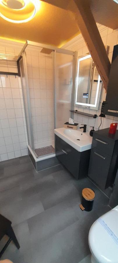 Best-Preis -Vip Lounge- Mit Netflix, Self-Check-In, Ebike Ladestation, Fahrradraum, Wlan Und Netflix - Direkt Am Elberadweg Im Herzen Von Wittenberge Buitenkant foto